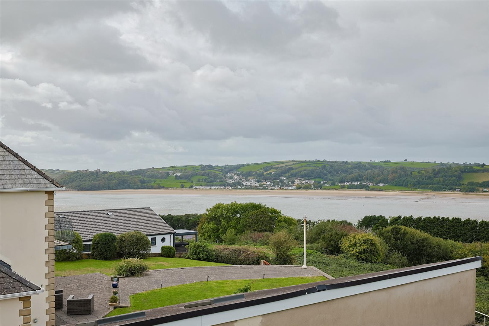 Aberfa, Ferryside, Carmarthenshire, SA17 5RS